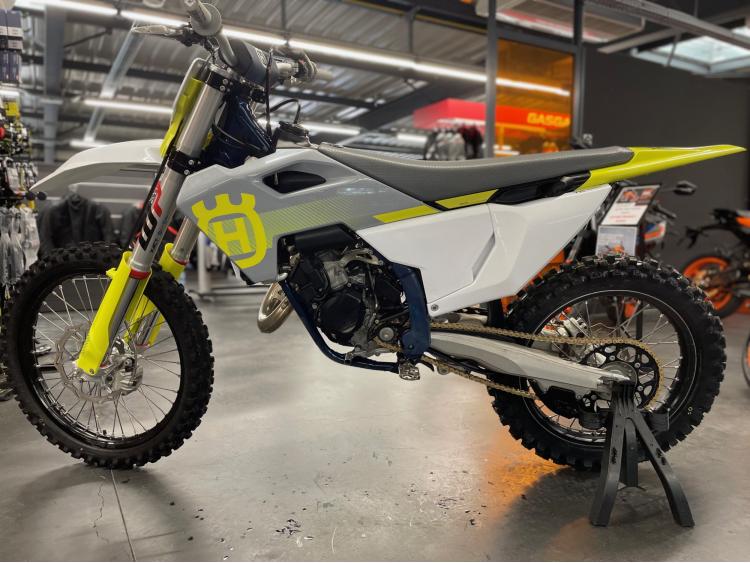 HUSQVARNA TC 125