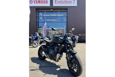 YAMAHA MT-07