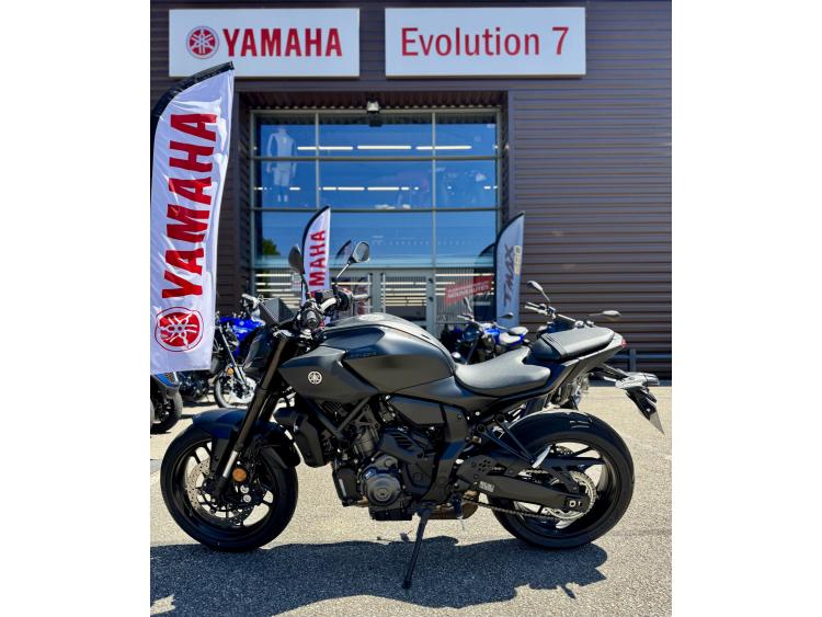 YAMAHA MT-07 Y-AMT  MT07