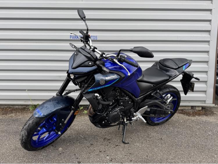 YAMAHA MT-03