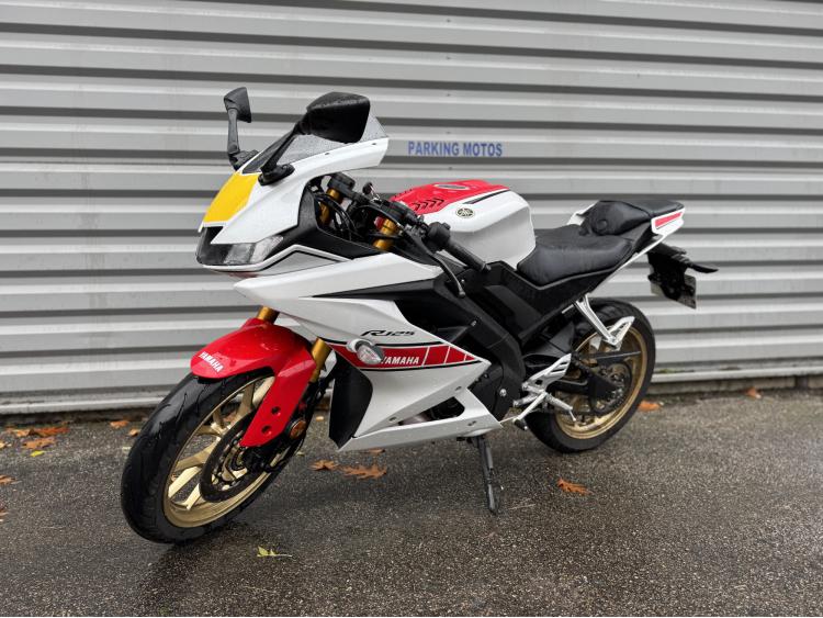 YAMAHA R125 World GP 60th Anniversary