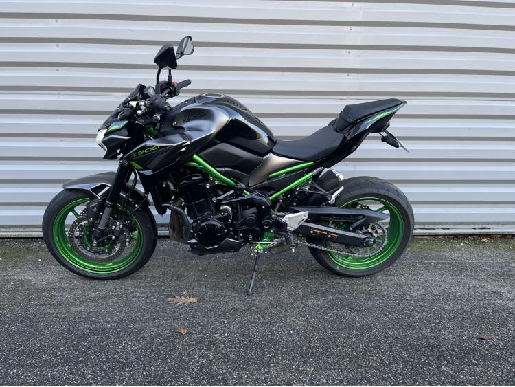 KAWASAKI Z 900
