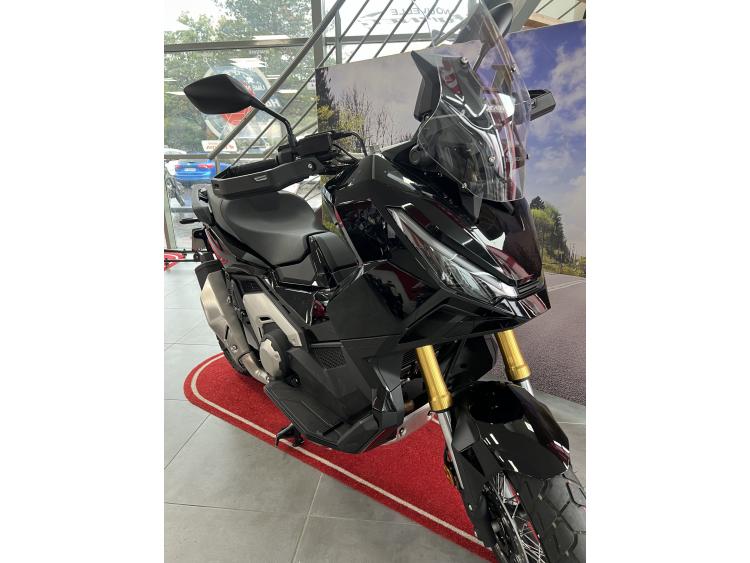 HONDA X-ADV 750