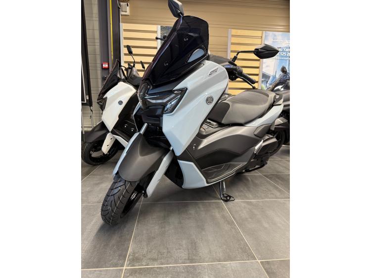 YAMAHA NMAX 125 TECH MAX