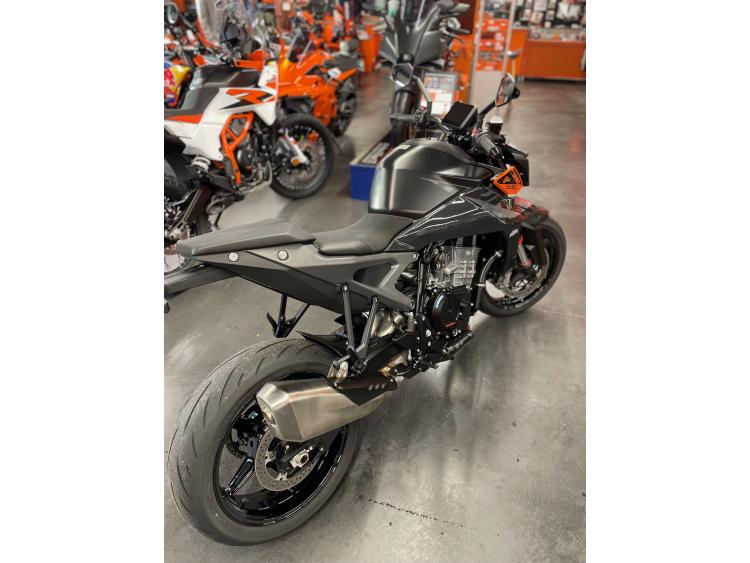 KTM 990 DUKE