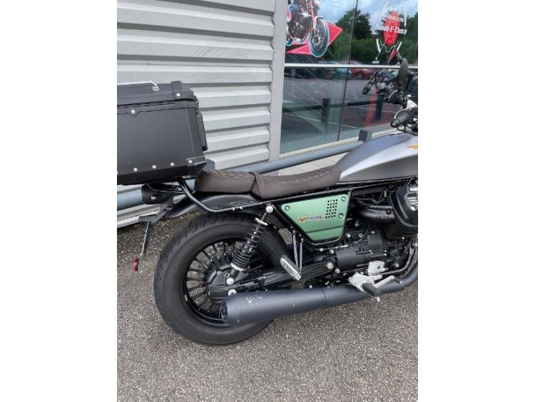 MOTO GUZZI V9 BOBBER