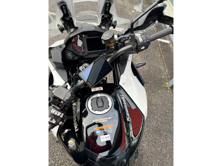 KAWASAKI VERSYS 1100 S