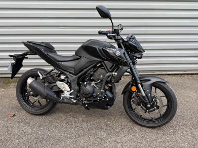 YAMAHA MT-03