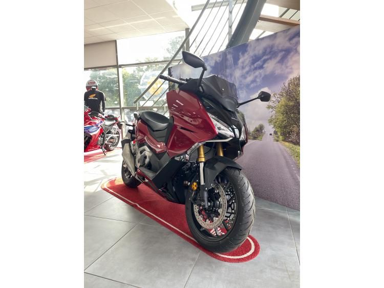 HONDA NSS FORZA 750 