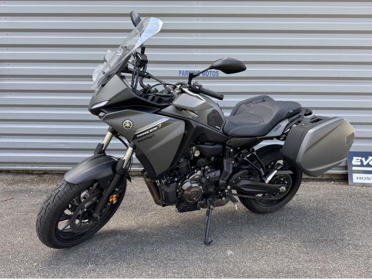 YAMAHA TRACER 7