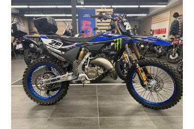 YAMAHA YZ125 MONSTER ENERGY