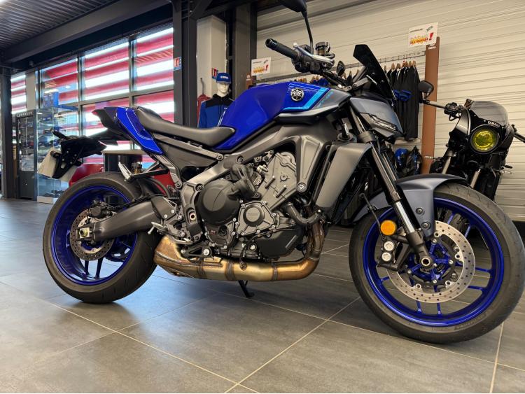 YAMAHA MT-09 Y-AMT A2 MT09