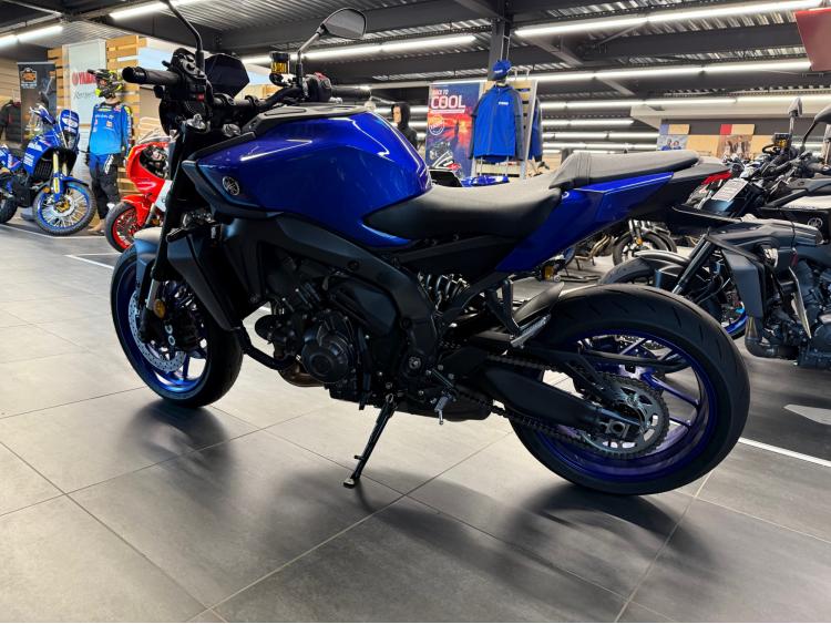 YAMAHA MT-09 Y-AMT A2 MT09