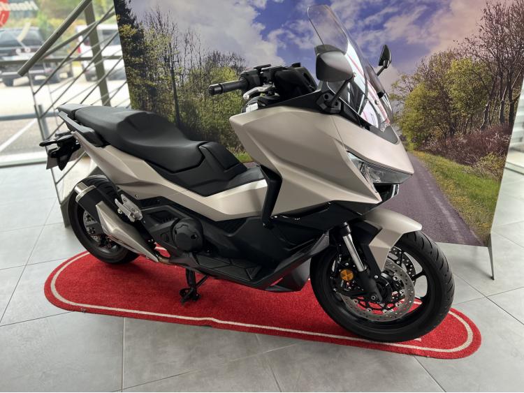 HONDA NSS FORZA 750