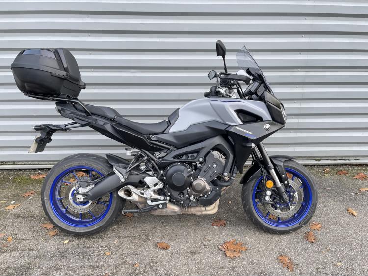 YAMAHA TRACER 9