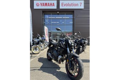 YAMAHA MT-07