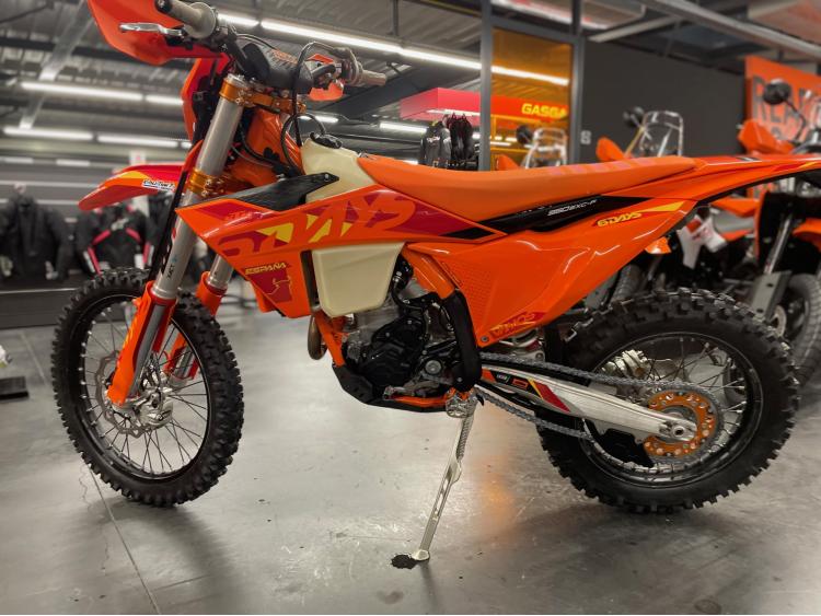 KTM 350 EXC-F SIX DAYS