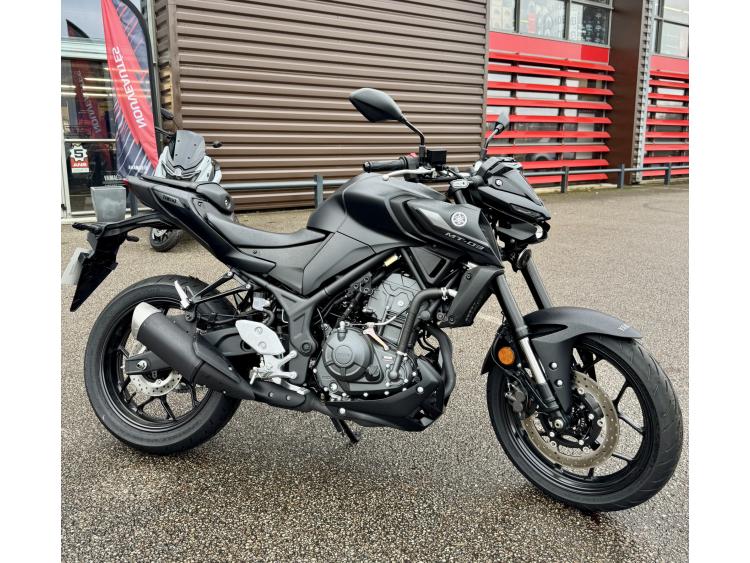 YAMAHA MT-03