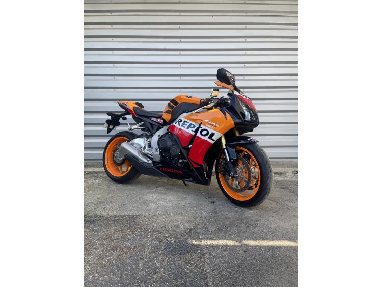 HONDA CBR 1000 RR REPSOL