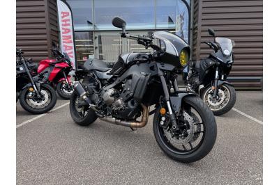 YAMAHA XSR 900