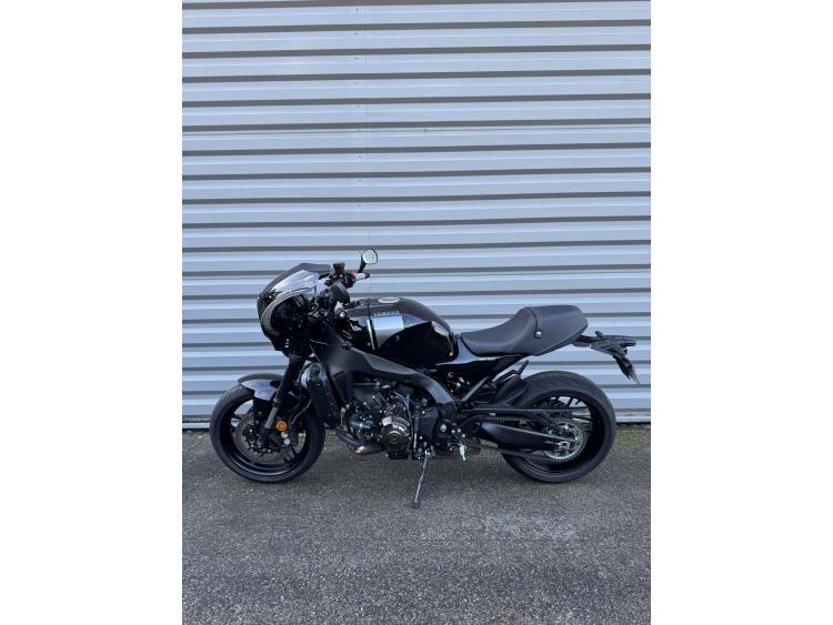 YAMAHA XSR 900 