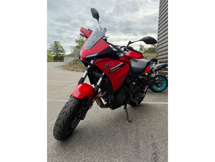 YAMAHA TRACER 7