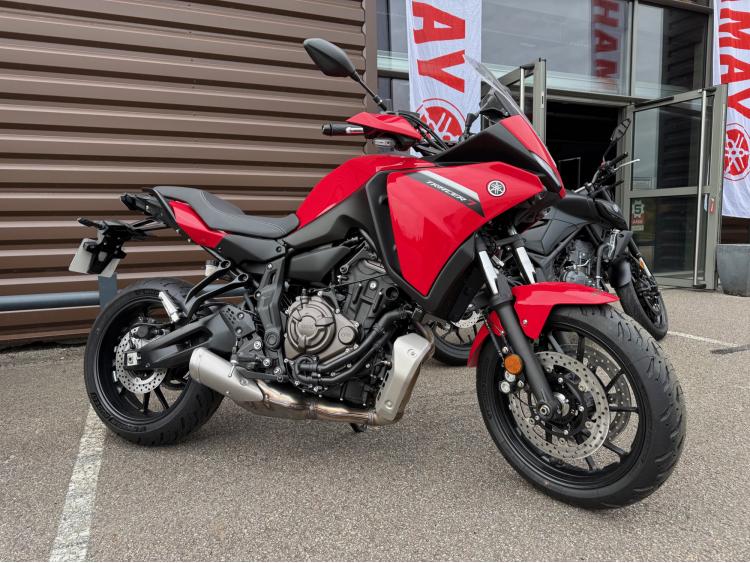 YAMAHA TRACER 7
