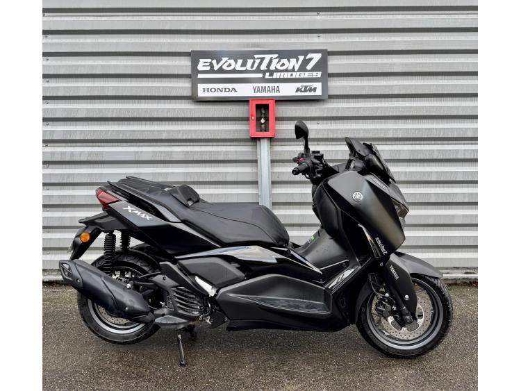 YAMAHA XMAX 125 TECH MAX