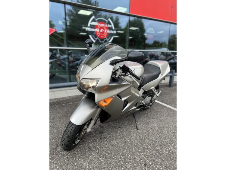 HONDA VFR 800 F