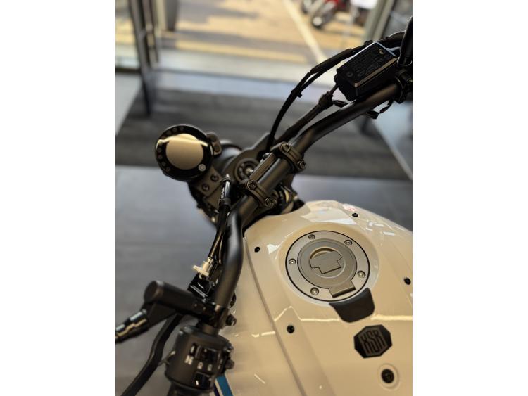 YAMAHA XSR 700 35KW A2 NEUVE 
