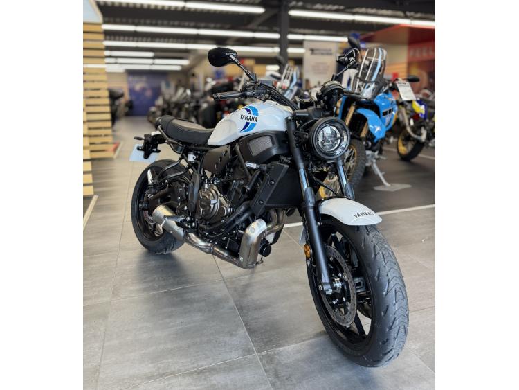 YAMAHA XSR 700 35KW A2 NEUVE 
