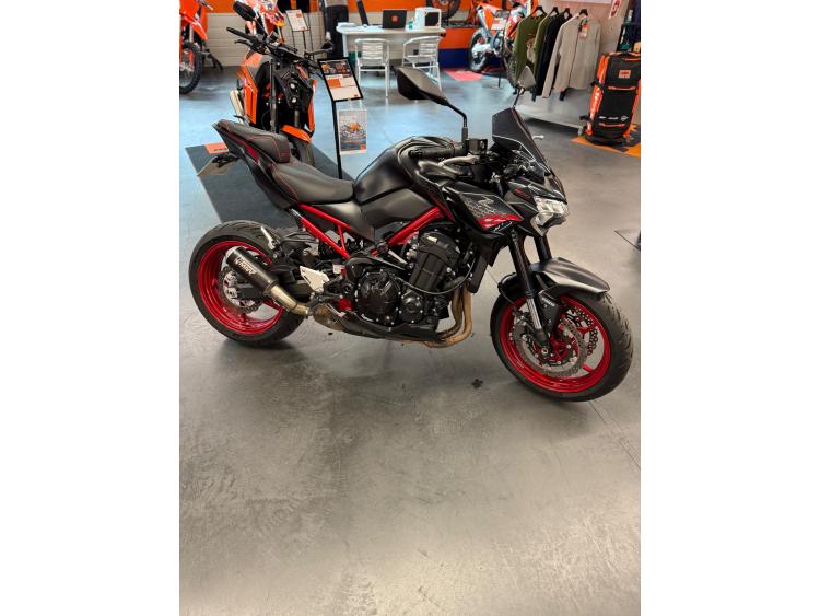 KAWASAKI Z 900