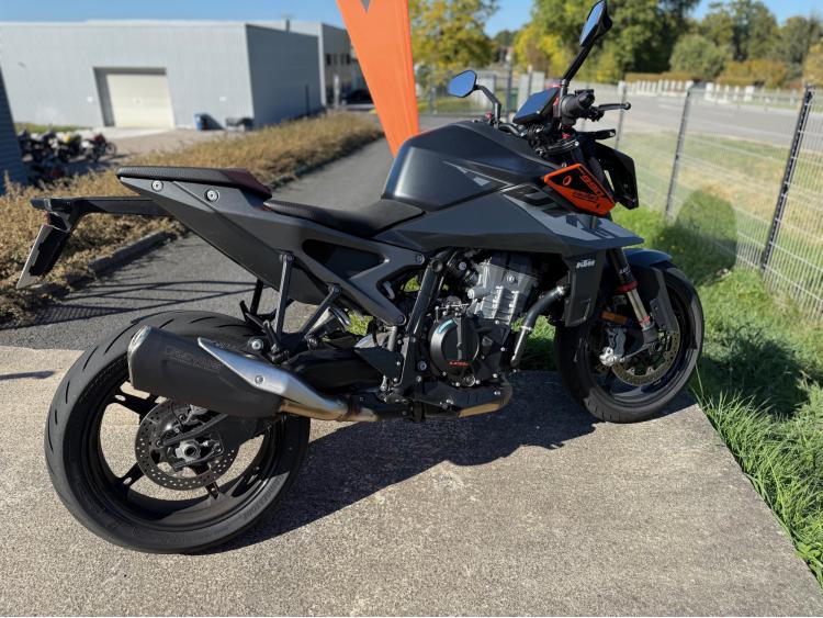 KTM 990  DUKE 2025