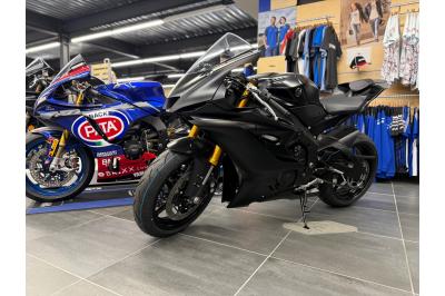 YAMAHA YZF-R6 RACE