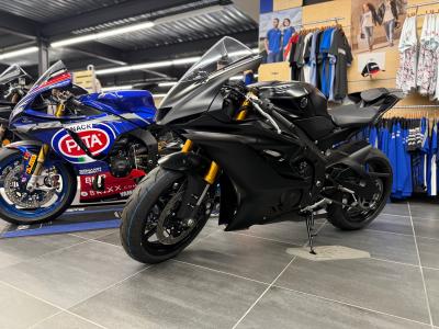 YAMAHA YZF-R6 RACE