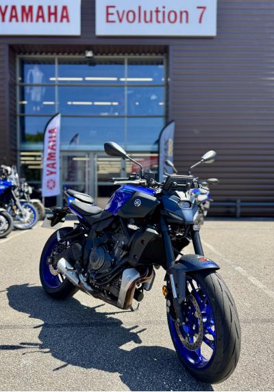 YAMAHA MT-07
