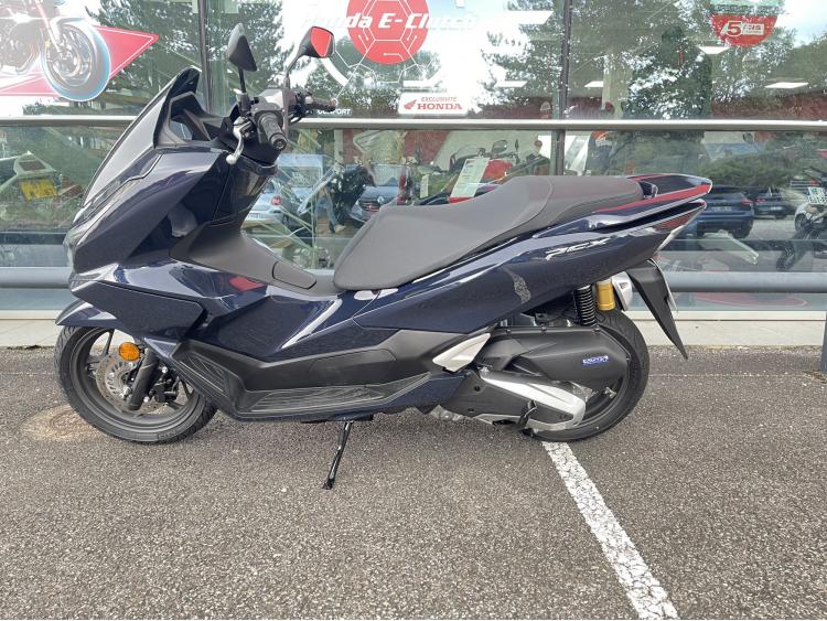 HONDA PCX 125 BLEU