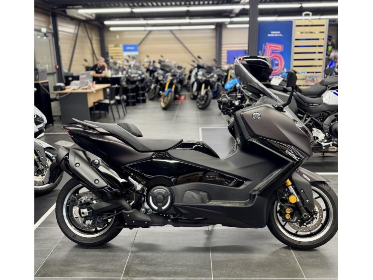 YAMAHA T-MAX 560 TECH MAX