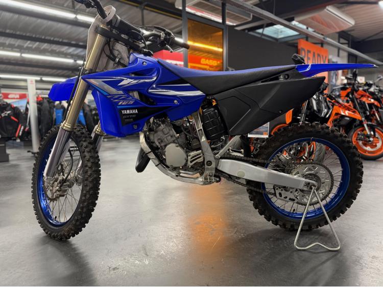 YAMAHA YZ 125