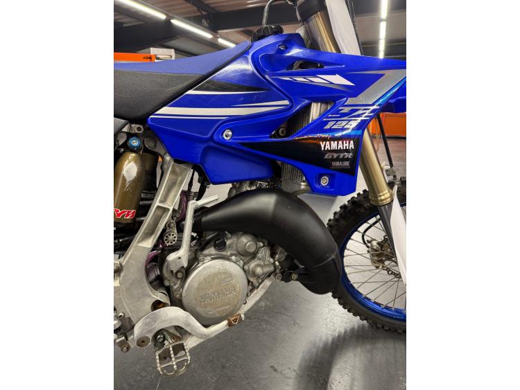YAMAHA YZ 125