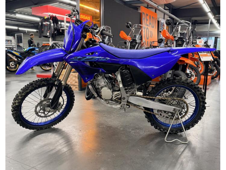 YAMAHA YZ 125