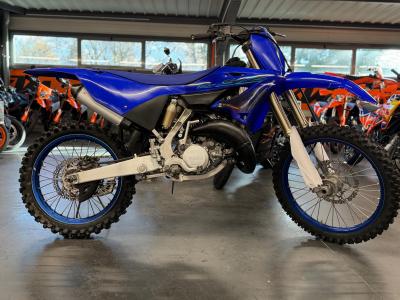 YAMAHA YZ 125